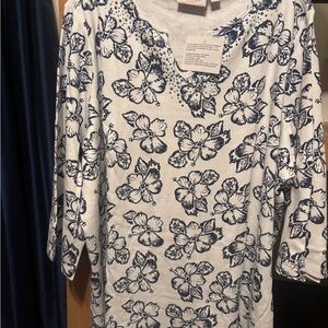 Quacker Factory Blue Floral Long Sleeve Top